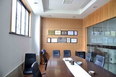Yuyao Lishuai Film & Television Equipment Co., Ltd.
